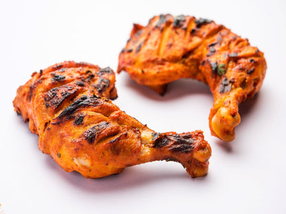 Delicious Chicken Tikka served with naan – home food delivery Karachi